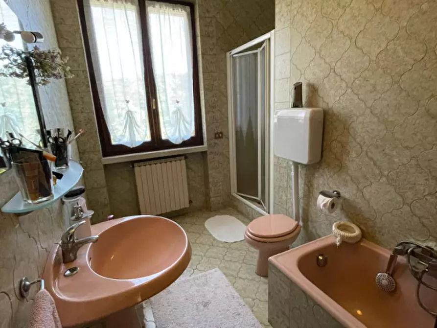 Immagine 15 di Villa in vendita  in via monte alto a Solferino