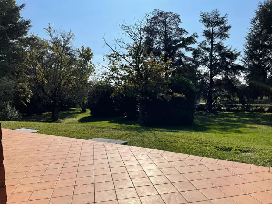 Immagine 22 di Villa in vendita  in via monte alto a Solferino