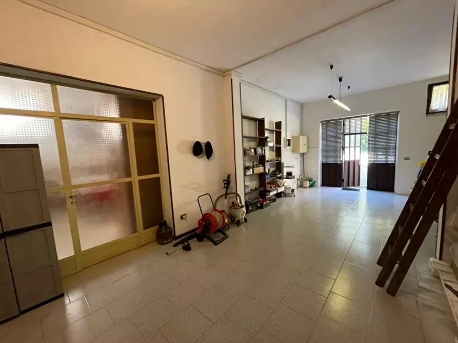 Immagine 24 di Villa in vendita  in via monte alto a Solferino