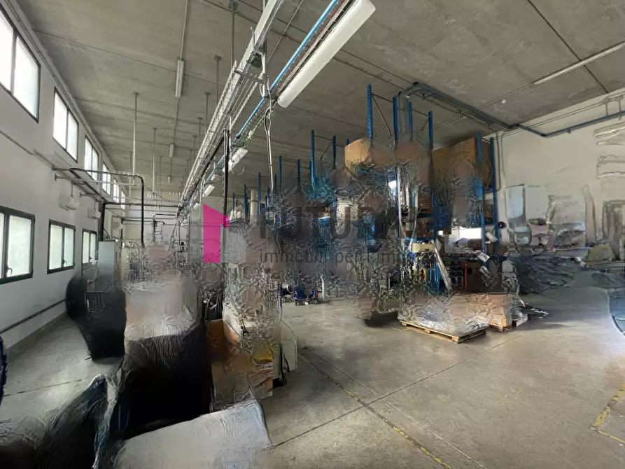 Immagine 2 di Capannone industriale in vendita  in via roma 1 a Albignasego