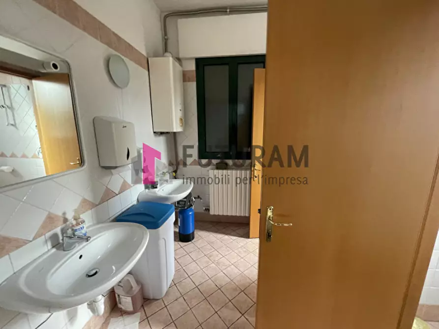 Immagine 8 di Capannone industriale in vendita  in via roma 1 a Albignasego