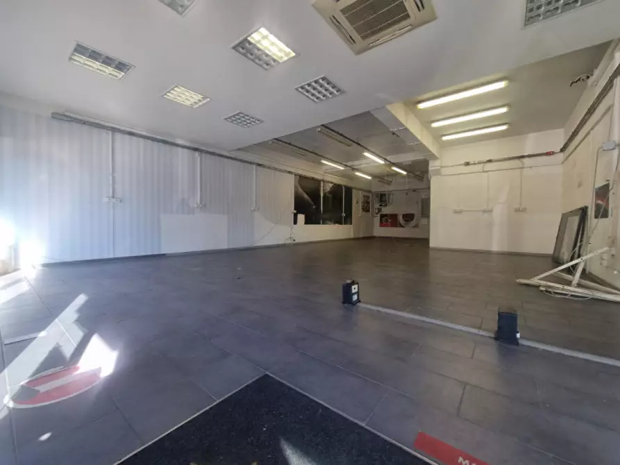 Immagine 2 di Negozio in affitto  in VIA BENEDETTO DEI a Firenze