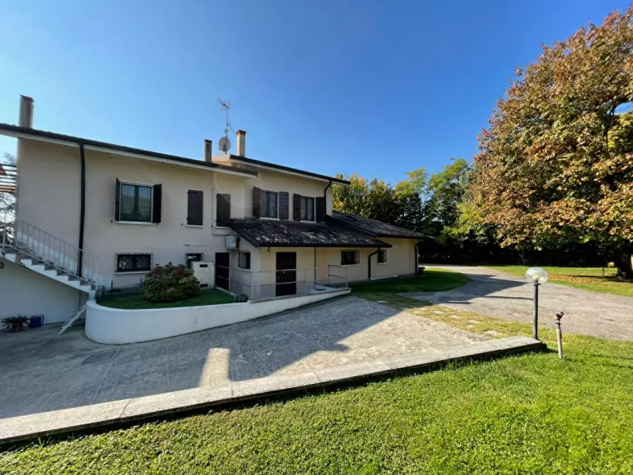 Immagine 3 di Villa in vendita  in Via Cà Morino a Solferino