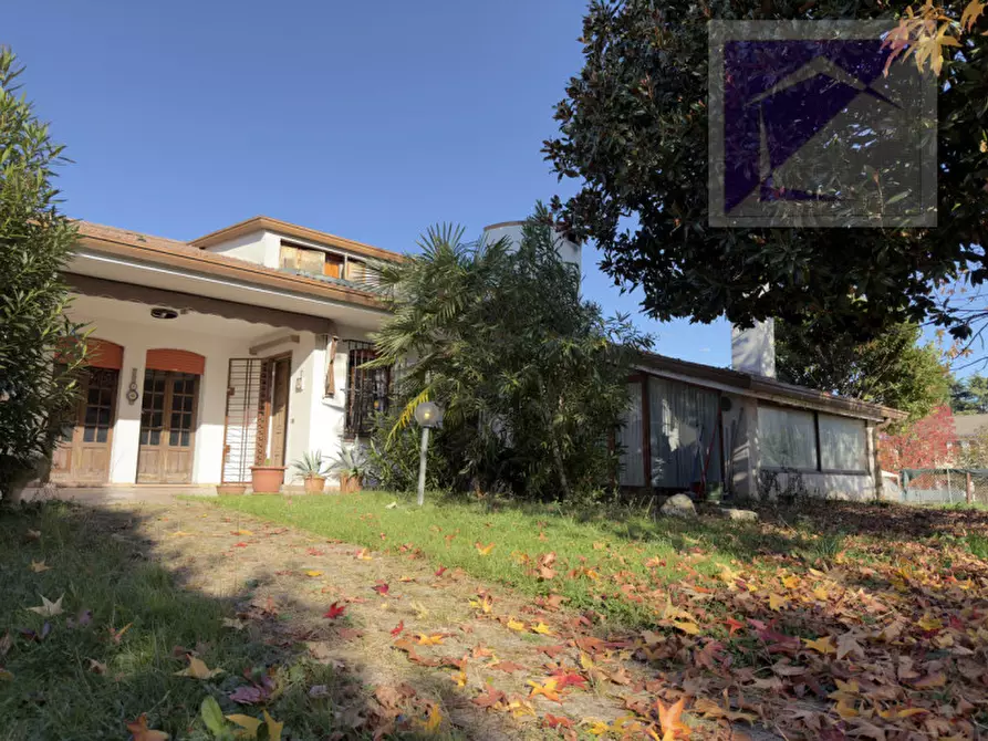 Immagine 4 di Villa in vendita  a San Martino Di Lupari