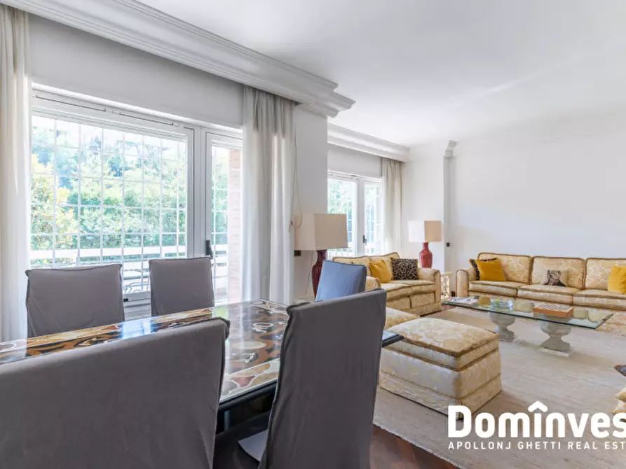 Immagine 2 di Appartamento in vendita  in Viale Cortina D'Ampezzo a Roma