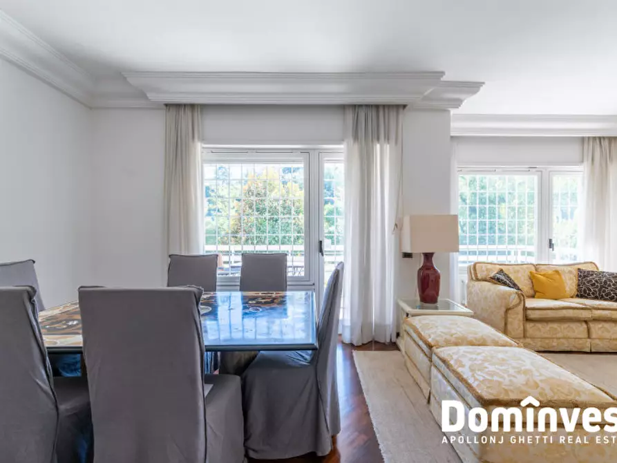 Immagine 4 di Appartamento in vendita  in Viale Cortina D'Ampezzo a Roma