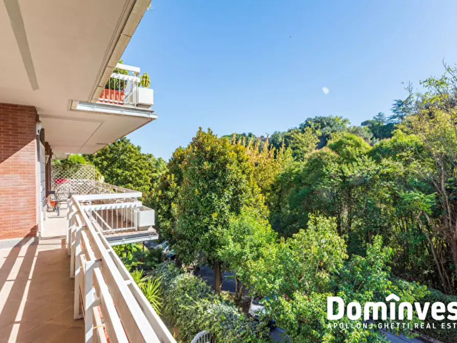 Immagine 11 di Appartamento in vendita  in Viale Cortina D'Ampezzo a Roma