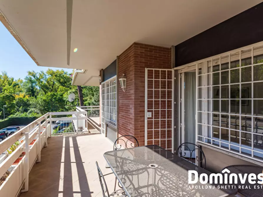 Immagine 13 di Appartamento in vendita  in Viale Cortina D'Ampezzo a Roma