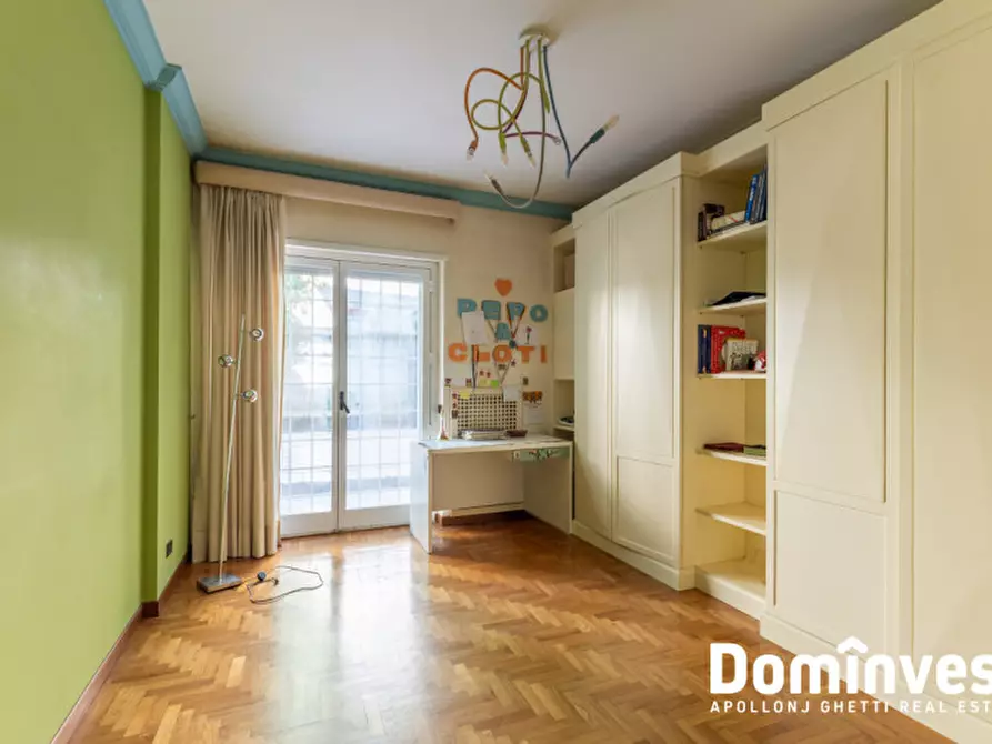 Immagine 19 di Appartamento in vendita  in Viale Cortina D'Ampezzo a Roma