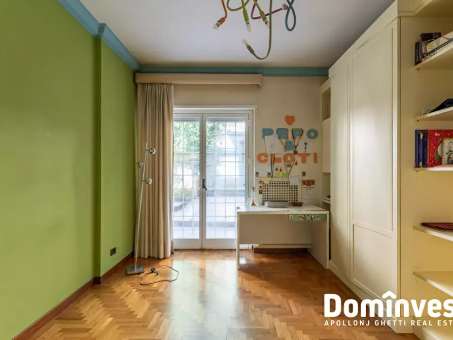 Immagine 20 di Appartamento in vendita  in Viale Cortina D'Ampezzo a Roma