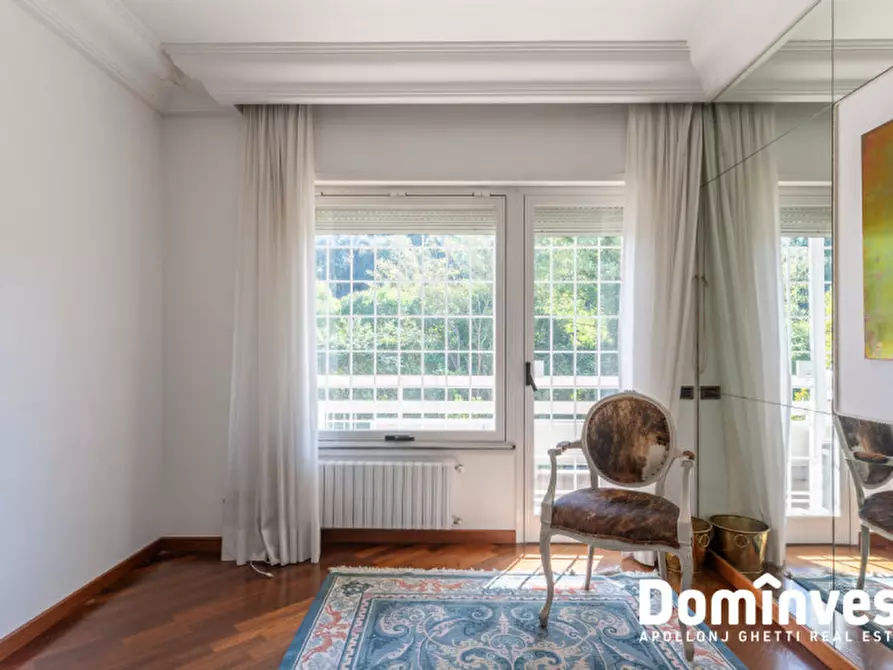 Immagine 23 di Appartamento in vendita  in Viale Cortina D'Ampezzo a Roma