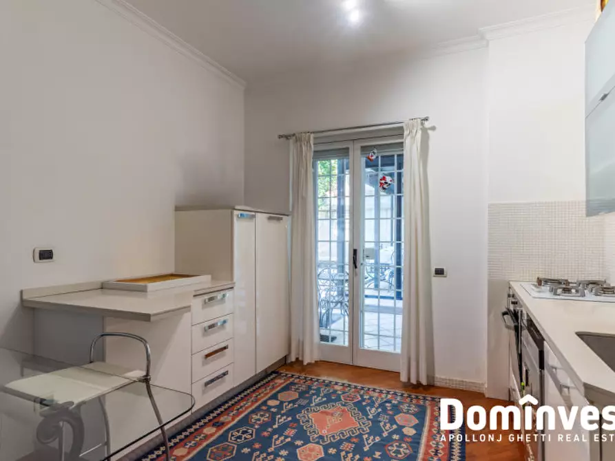 Immagine 25 di Appartamento in vendita  in Viale Cortina D'Ampezzo a Roma