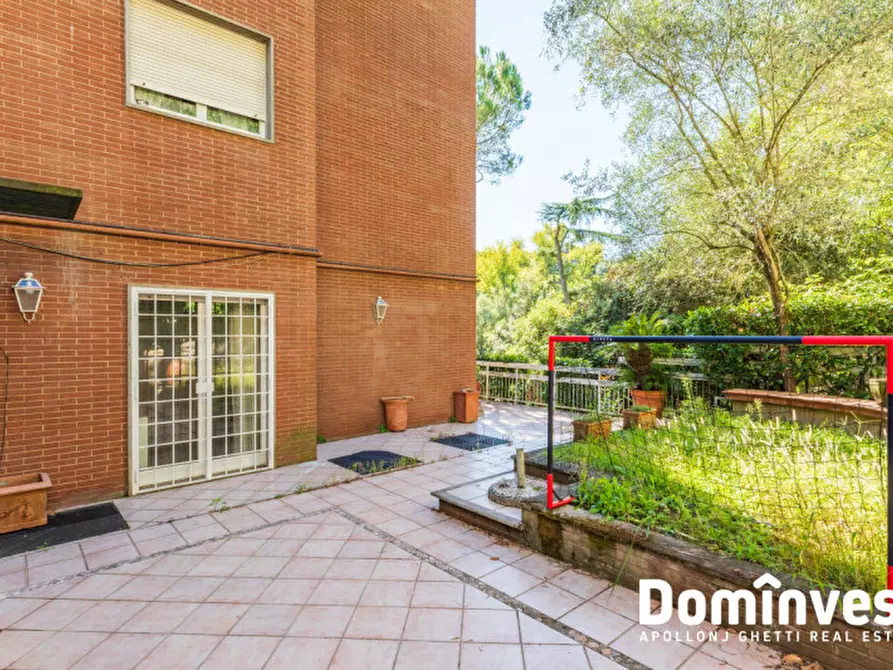 Immagine 30 di Appartamento in vendita  in Viale Cortina D'Ampezzo a Roma