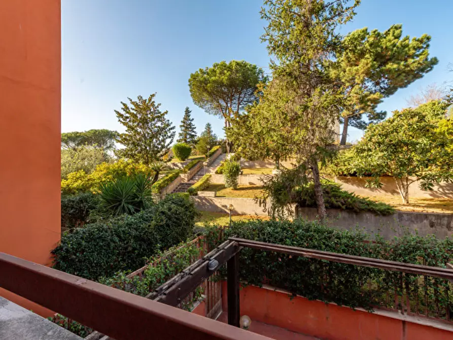 Immagine 23 di Appartamento in vendita  in Via Carlo Emilio Gadda 81 a Roma