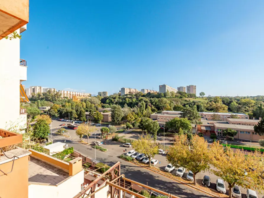 Immagine 25 di Appartamento in vendita  in Via Carlo Emilio Gadda 81 a Roma