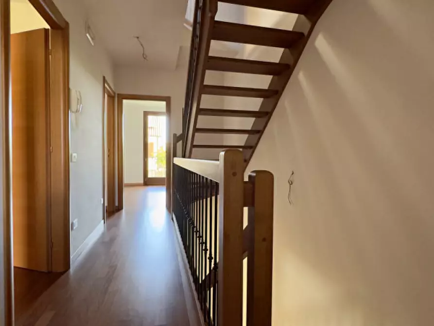 Immagine 12 di Villetta a schiera in vendita  in Via Risorgimento a Selvazzano Dentro