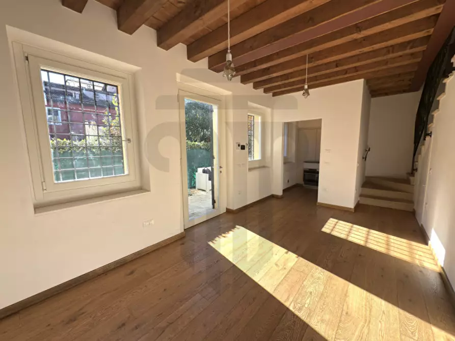 Immagine 1 di Villetta a schiera in vendita  in Vicolo Storto 7 a Verona