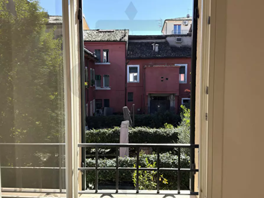 Immagine 11 di Villetta a schiera in vendita  in Vicolo Storto 7 a Verona