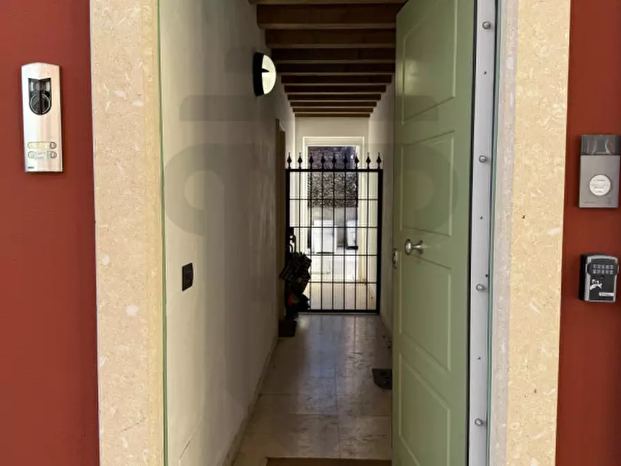 Immagine 18 di Villetta a schiera in vendita  in Vicolo Storto 7 a Verona