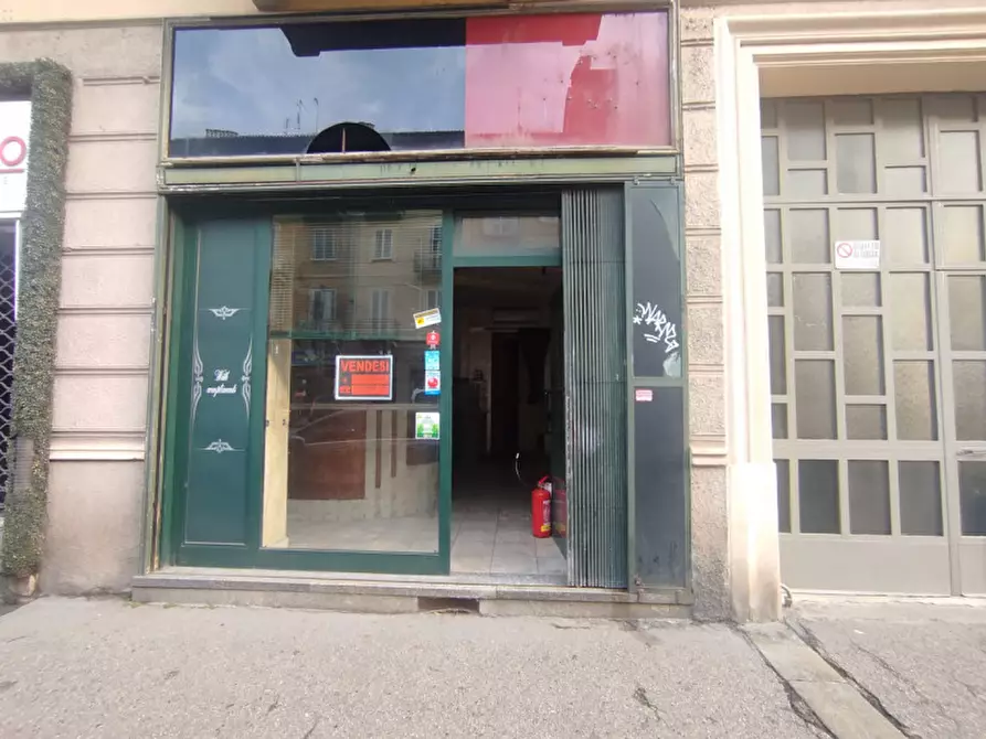 Immagine 12 di Negozio in vendita  in Via Dante Di Nanni 83 a Torino