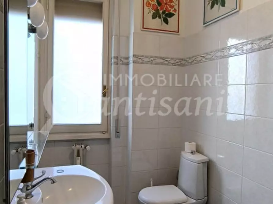 Immagine 16 di Appartamento in vendita  in via Doni 39 a Firenze