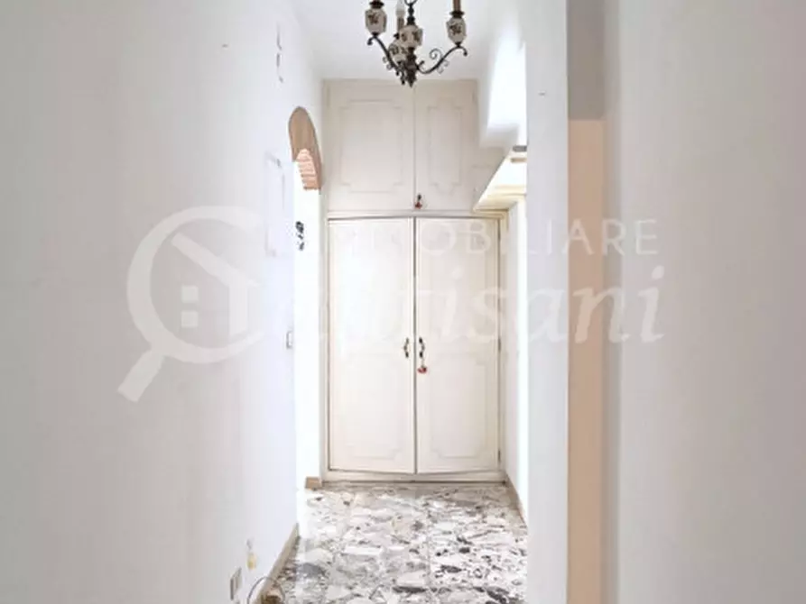 Immagine 23 di Appartamento in vendita  in via Doni 39 a Firenze
