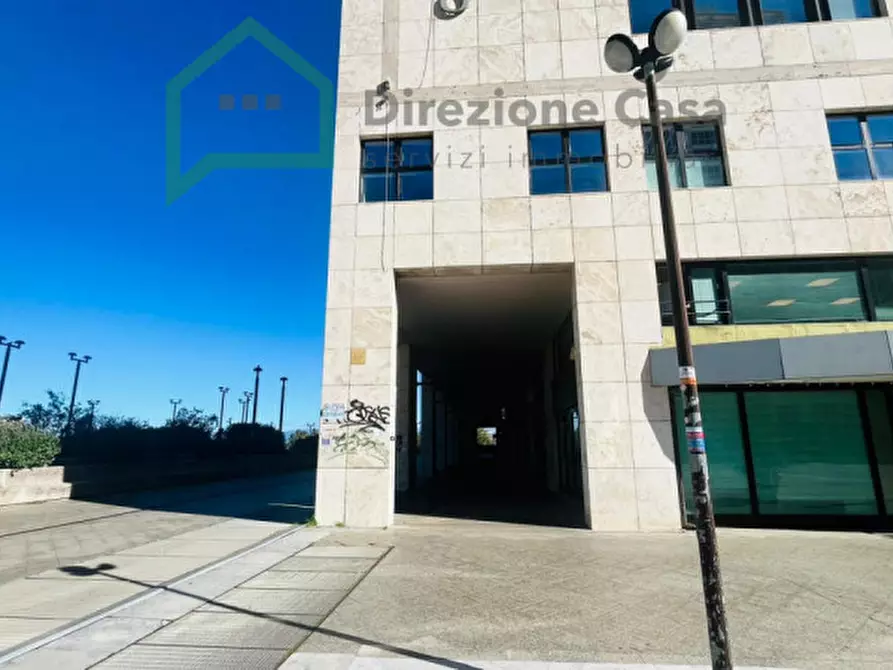 Immagine 4 di Negozio in affitto  in Centro Direzionale a Napoli