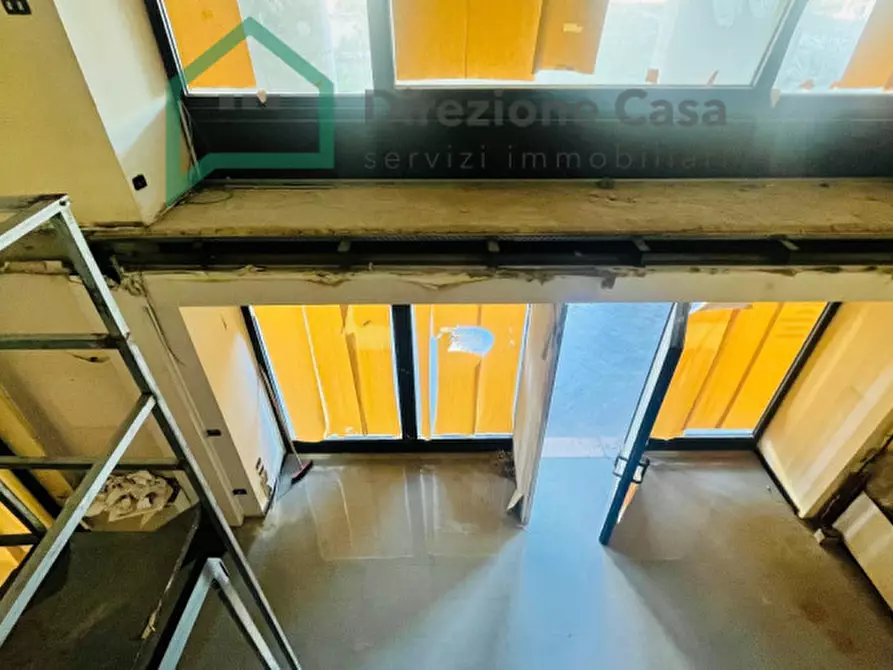 Immagine 20 di Negozio in affitto  in Centro Direzionale a Napoli