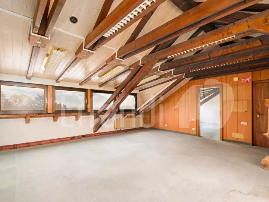 Immagine 2 di Attico in vendita  in Kapuzinerstraße - Via Cappuccini a Appiano Sulla Strada Del Vino .Eppan An Der.