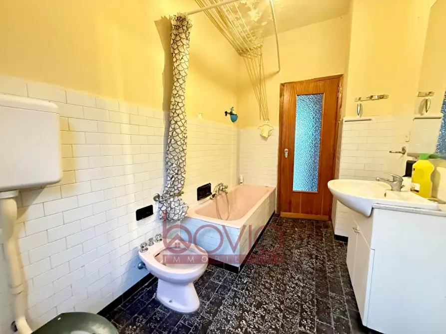 Immagine 40 di Villa in vendita  in Via Dante Alighieri 23 a Castiglione Torinese