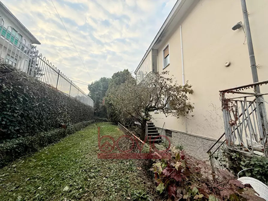 Immagine 77 di Villa in vendita  in Via Dante Alighieri 23 a Castiglione Torinese
