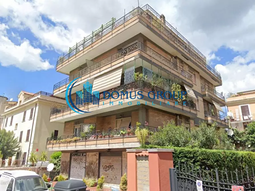 Immagine 1 di Appartamento in vendita  in VIA CAMILLO MARIANI a Roma