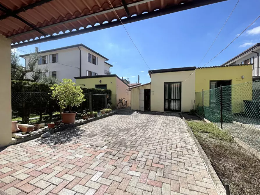 Immagine 25 di Villetta a schiera in vendita  in Via Circonvallazione a Piove Di Sacco