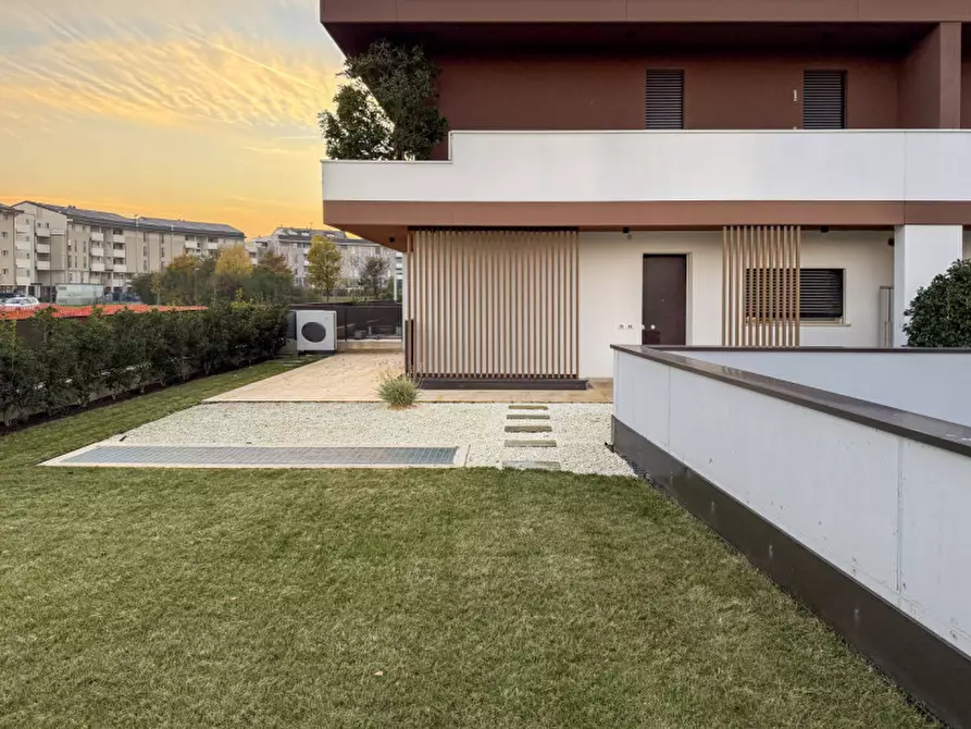 Immagine 2 di Appartamento in vendita  in Via Coronelli a Castelfranco Veneto