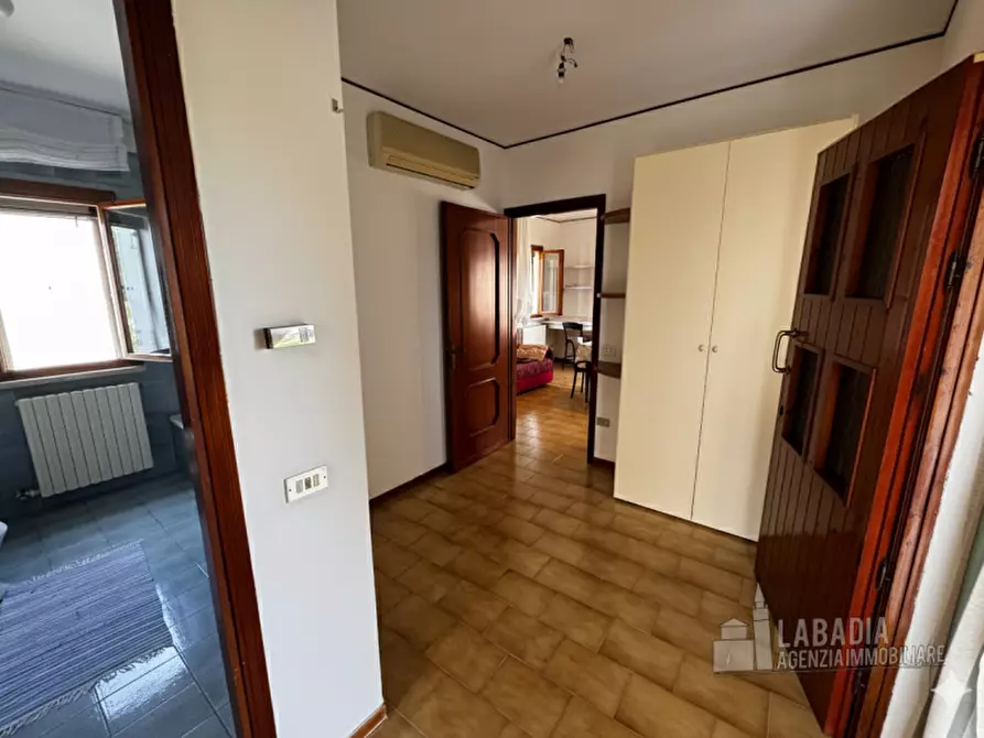 Immagine 9 di Casa bifamiliare in vendita  in Via Roma 642 a Canda