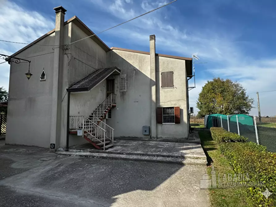 Immagine 14 di Casa bifamiliare in vendita  in Via Roma 642 a Canda