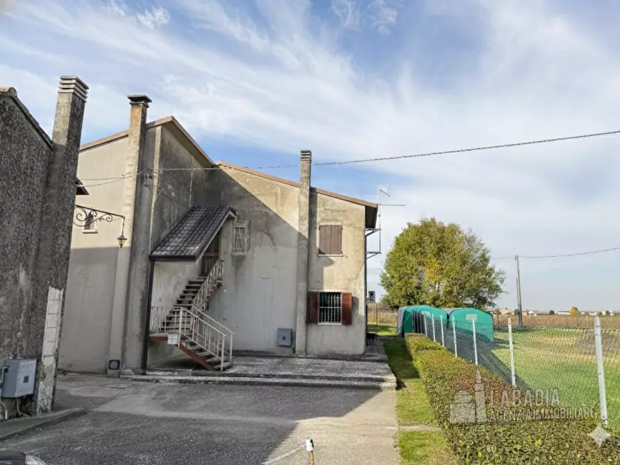 Immagine 15 di Casa bifamiliare in vendita  in Via Roma 642 a Canda