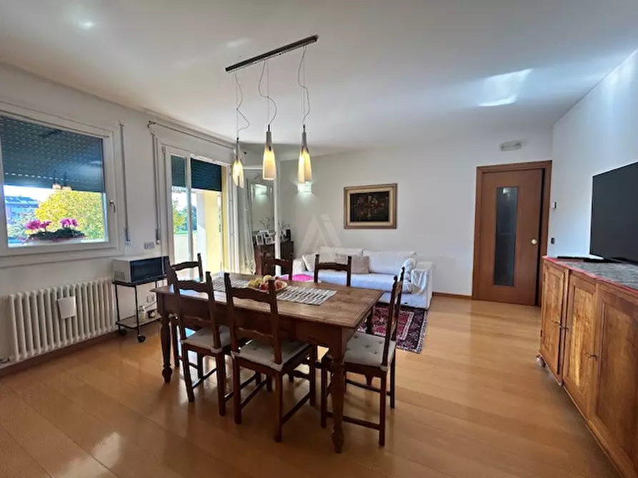 Immagine 5 di Appartamento in vendita  in Via Goldoni a Castelfranco Veneto