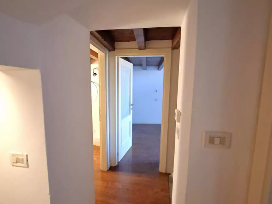 Immagine 7 di Casa trifamiliare in vendita  in Via Corobbiolo a Lonato del Garda