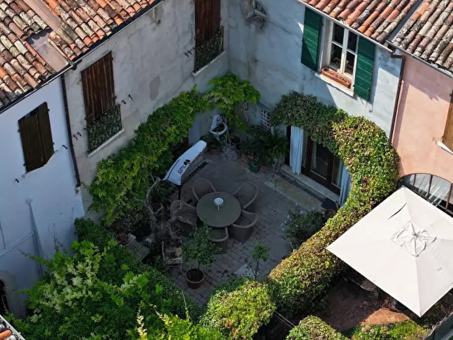 Immagine 53 di Casa trifamiliare in vendita  in Via Corobbiolo a Lonato del Garda