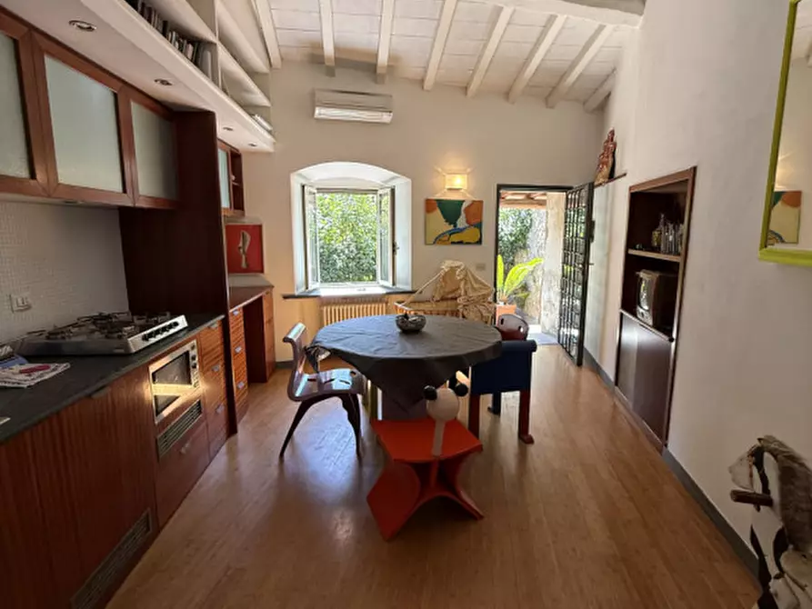 Immagine 3 di Appartamento in vendita  in Via Curtatone a Capalbio