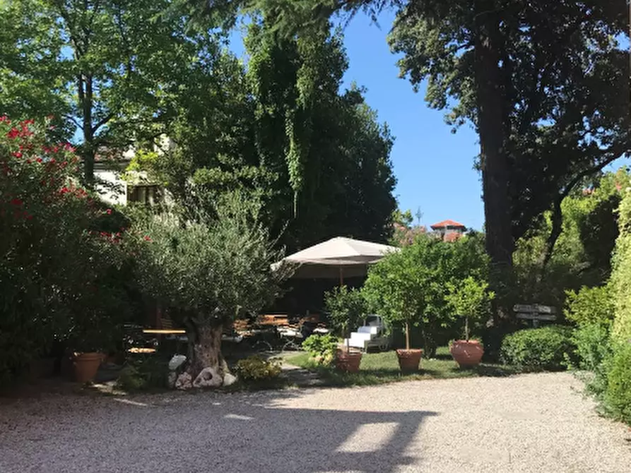 Immagine 4 di Palazzo in vendita  in Via Lazzaro Mocenigo, 10 a Venezia