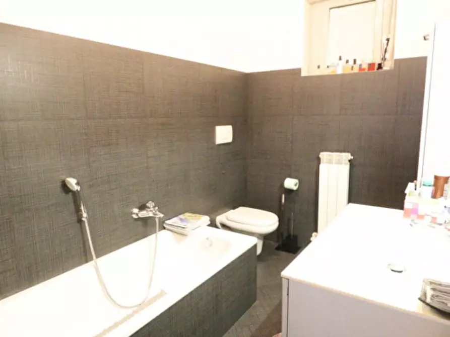 Immagine 13 di Appartamento in vendita  in Via dei Bersaglieri a Montevarchi