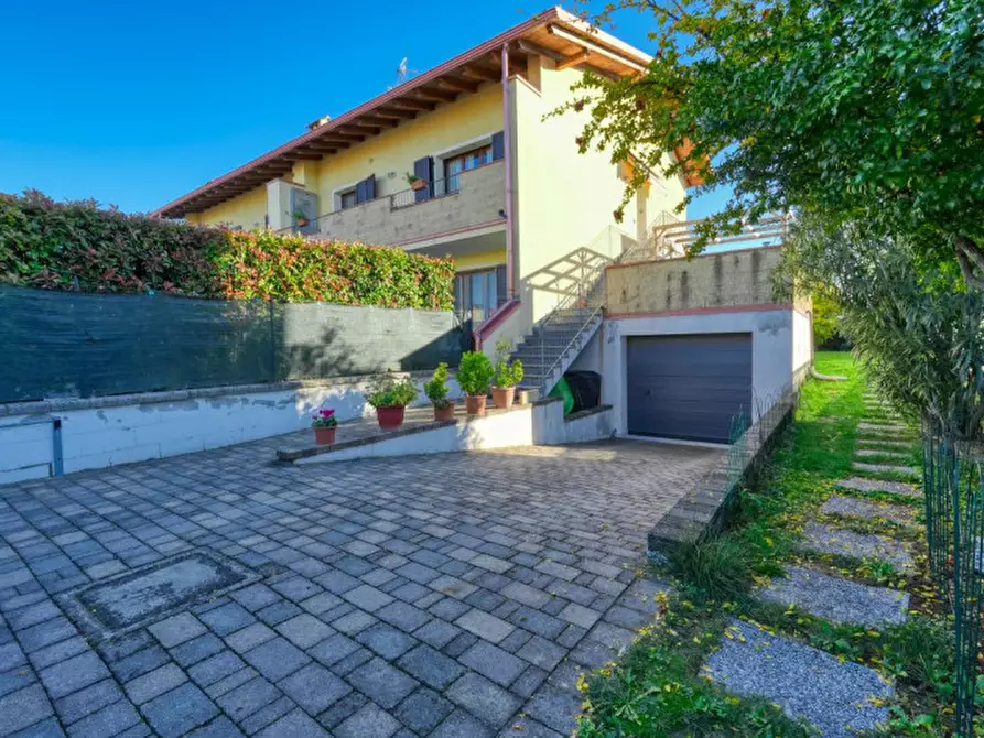 Immagine 1 di Appartamento in vendita  in via san paolo a Cadeo