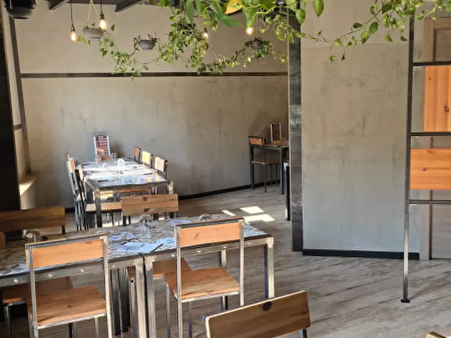 Immagine 12 di Attività commerciale in vendita  in Via Matteotti 45 a Rho