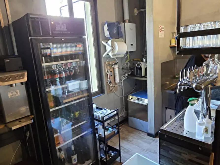 Immagine 16 di Attività commerciale in vendita  in Via Matteotti 45 a Rho
