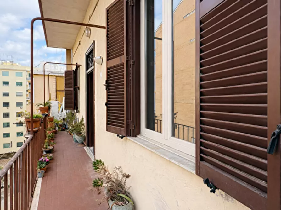 Immagine 2 di Appartamento in vendita  in Via Appia Nuova, 261 a Roma