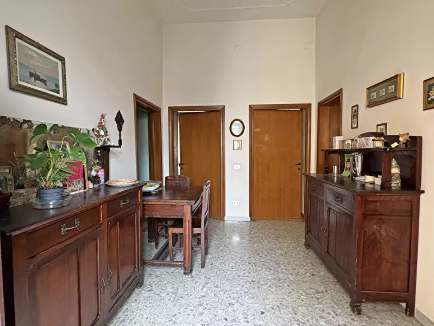 Immagine 4 di Appartamento in vendita  in Via Appia Nuova, 261 a Roma