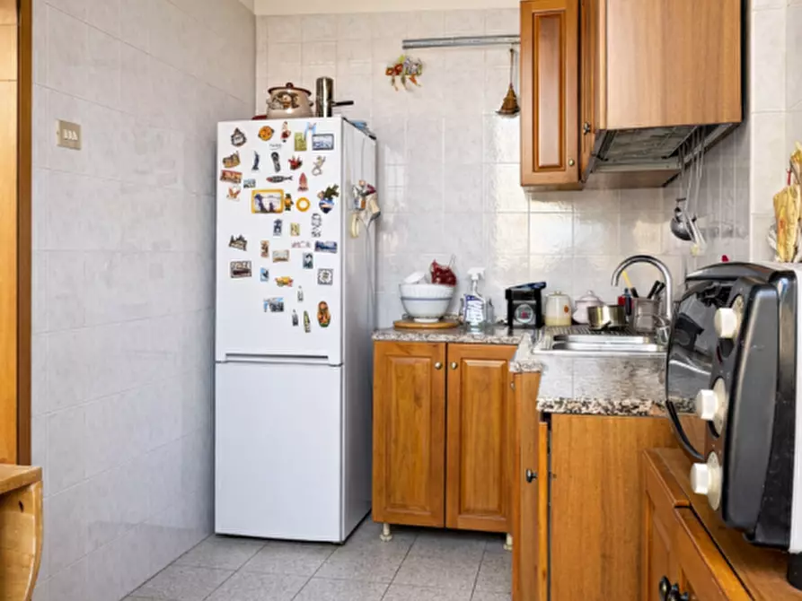 Immagine 4 di Appartamento in vendita  in Via Appia Nuova, 261 a Roma