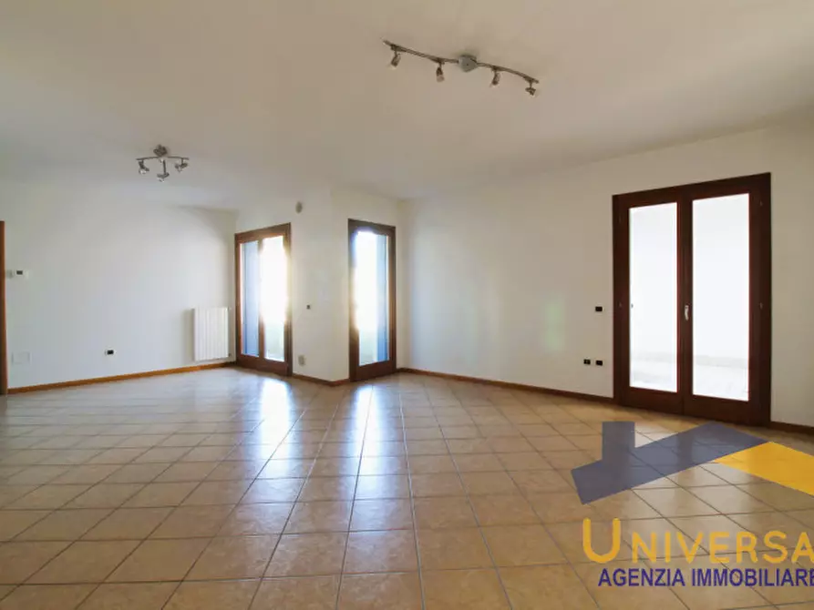 Immagine 1 di Appartamento in vendita  in PIAZZA MUNICIPIO n. 8 Piano 2 a San Giorgio Delle Pertiche